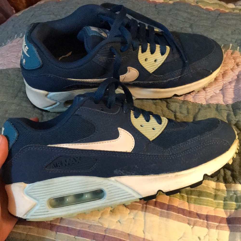 women’s Nike Air max